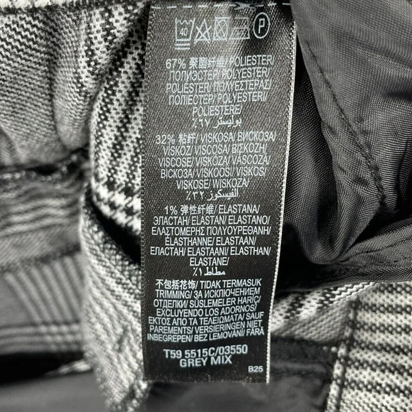 M&S Dress Pants Womens 14 Gray Black Houndstooth Plaid Academia Pleated Trouser - Picture 10 of 11